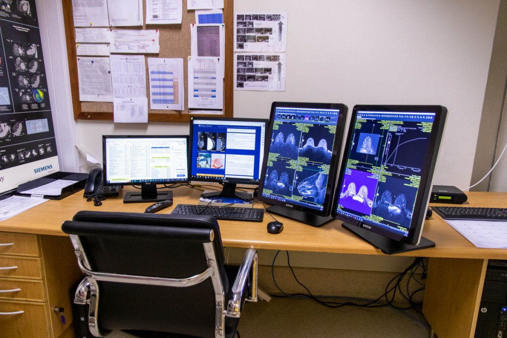 Magnetic Resonance Imaging (MRI)