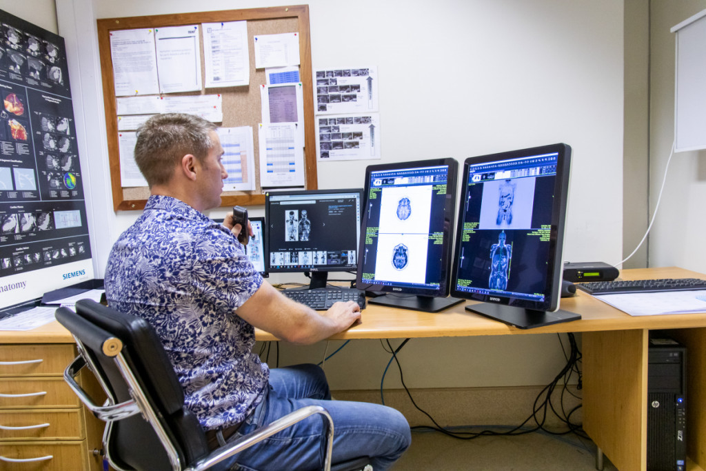 Magnetic Resonance Imaging (MRI)
