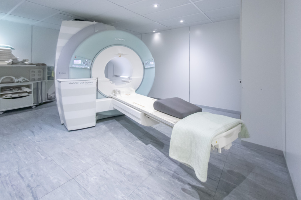 Magnetic Resonance Imaging (MRI)