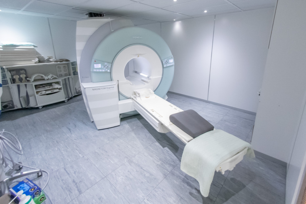 Magnetic Resonance Imaging (MRI)